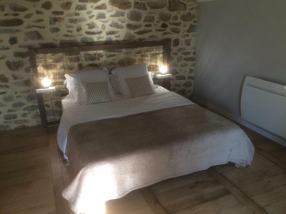 La Chambre Montbrault Fleurigné 外观 照片
