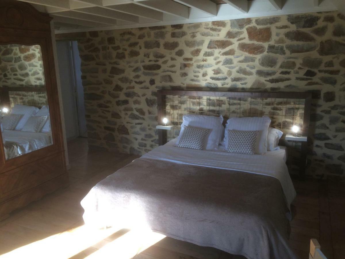 La Chambre Montbrault Fleurigné 外观 照片