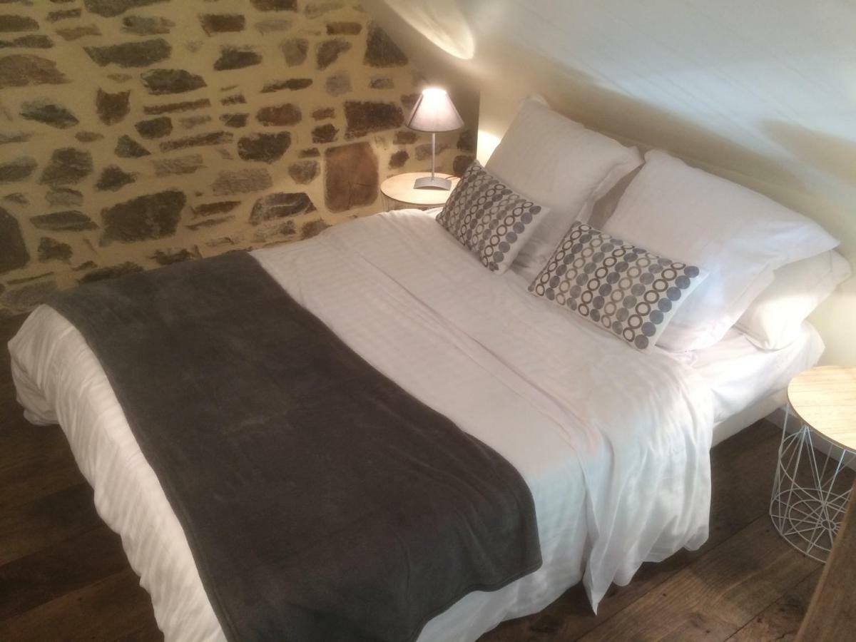 La Chambre Montbrault Fleurigné 外观 照片
