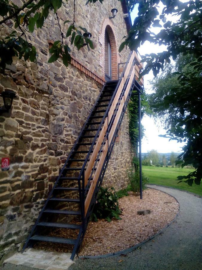 La Chambre Montbrault Fleurigné 外观 照片